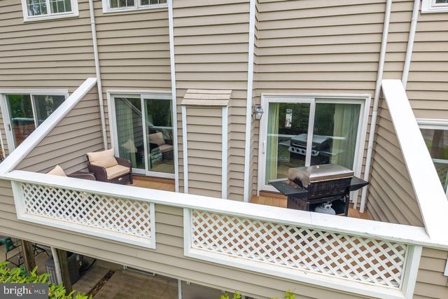 32 CABOT CT, Chesterbrook, PA 19087