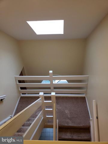 32 CABOT CT, Chesterbrook, PA 19087