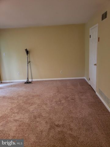 32 CABOT CT, Chesterbrook, PA 19087