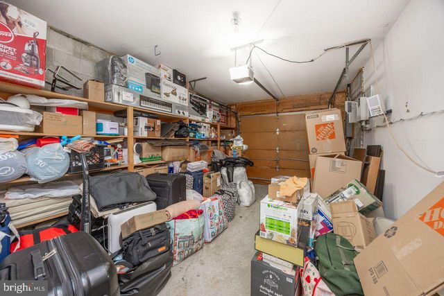 32 CABOT CT, Chesterbrook, PA 19087