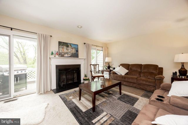 32 CABOT CT, Chesterbrook, PA 19087