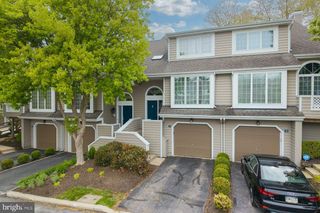 32 CABOT CT, Chesterbrook, PA 19087