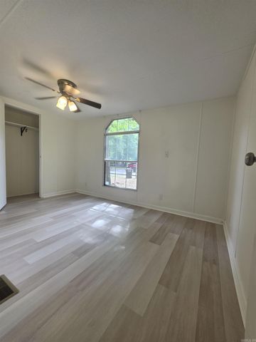 1721 Leonard Drive, Jacksonville, AR 72076