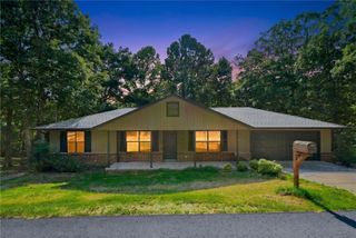 8 Kenilworth Drive, Bella Vista, AR 72714