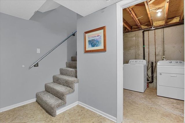 8209 NW 79th Terrace, Kansas City, MO 64152