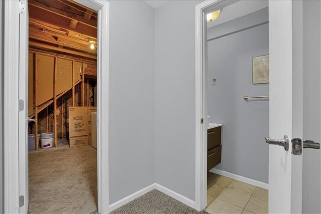 8209 NW 79th Terrace, Kansas City, MO 64152