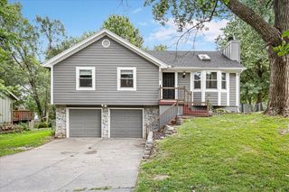 8209 NW 79th Terrace, Kansas City, MO 64152