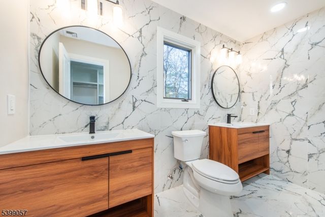 19 Park Dr, Livingston Twp., NJ 07039