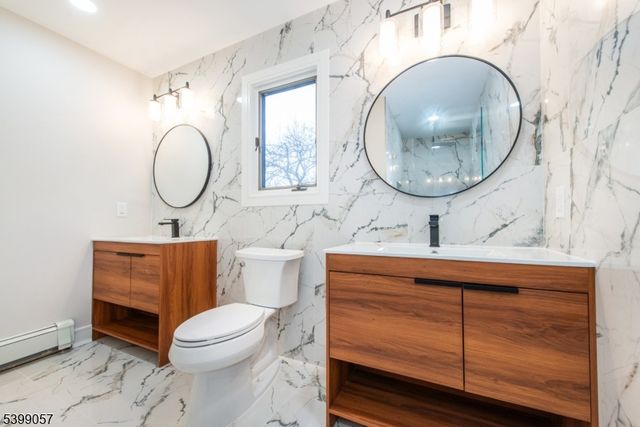 19 Park Dr, Livingston Twp., NJ 07039