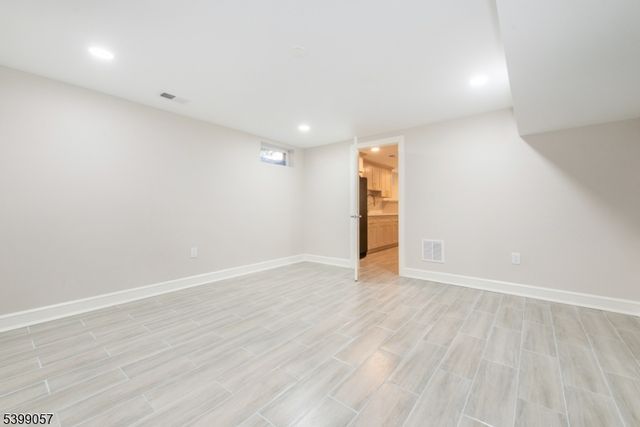 19 Park Dr, Livingston Twp., NJ 07039