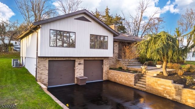 19 Park Dr, Livingston Twp., NJ 07039