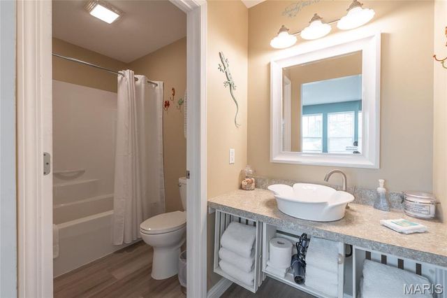 1435 W Main Street, Grafton, IL 62037