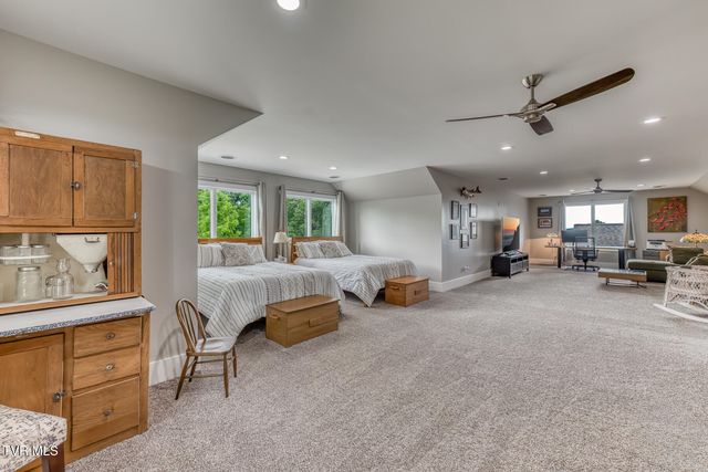 40 North Berwick Lane, Chuckey, TN 37641