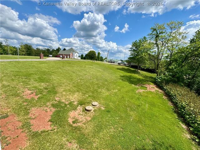 18 Antioch Road, Red House, WV 25168