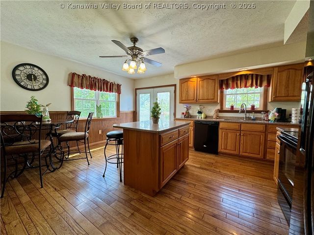 18 Antioch Road, Red House, WV 25168