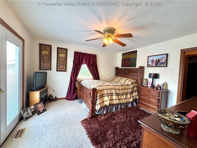 18 Antioch Road, Red House, WV 25168