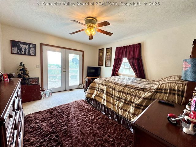 18 Antioch Road, Red House, WV 25168