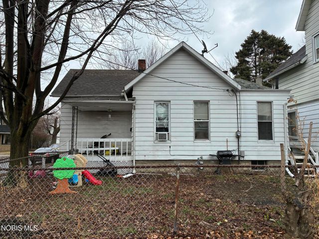 1404 Greenwood Avenue, Toledo, OH 43605