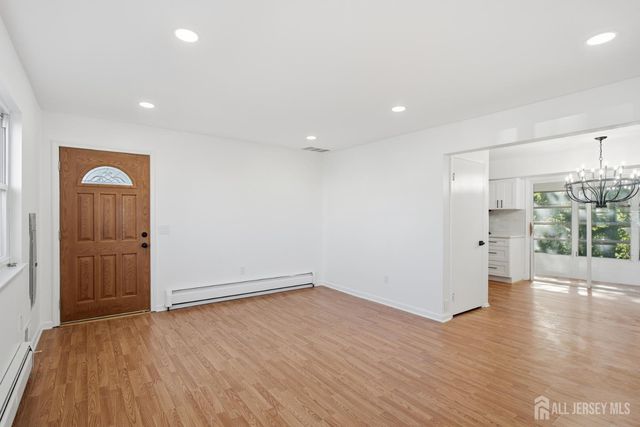 11 Indiana Court B, Old Bridge, NJ 07747
