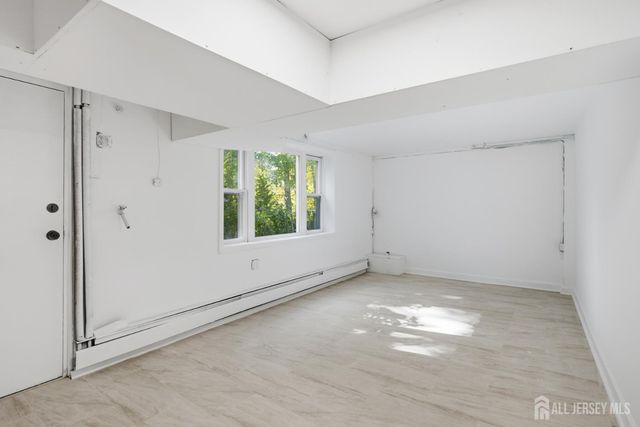 11 Indiana Court B, Old Bridge, NJ 07747