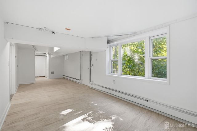 11 Indiana Court B, Old Bridge, NJ 07747