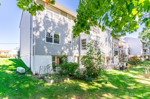 11 Indiana Court B, Old Bridge, NJ 07747