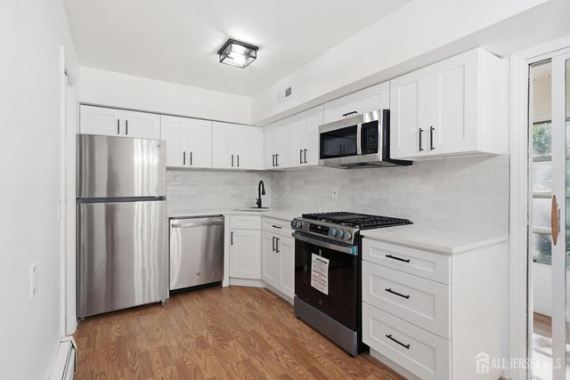 11 Indiana Court B, Old Bridge, NJ 07747