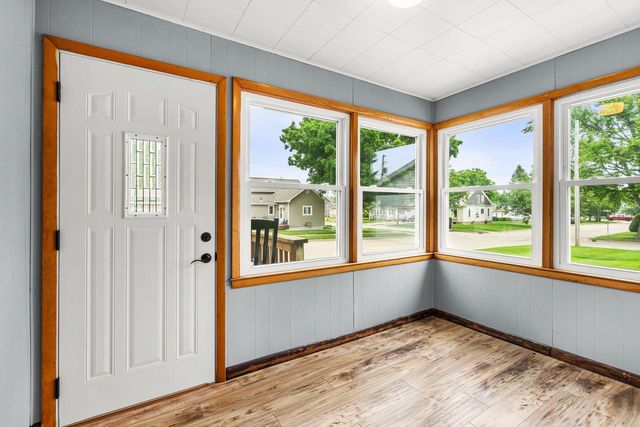 116 E LAW STREET, New London, WI 54961