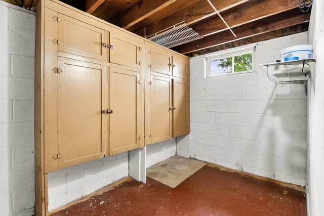 116 E LAW STREET, New London, WI 54961