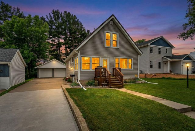 116 E LAW STREET, New London, WI 54961