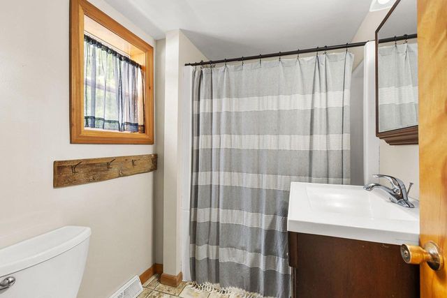 116 E LAW STREET, New London, WI 54961