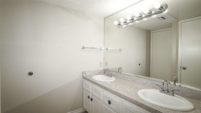 1121 Signal Ridge Place, Rockwall, TX 75032