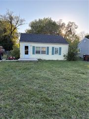 2204 Hawthorne Street, Middletown, OH 45042