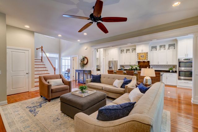 5551 Crescent View Drive, North Charleston, SC 29420