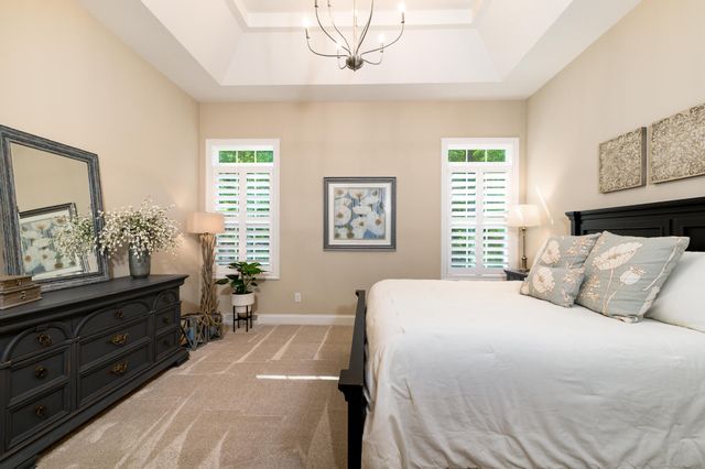5551 Crescent View Drive, North Charleston, SC 29420