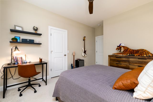 5551 Crescent View Drive, North Charleston, SC 29420