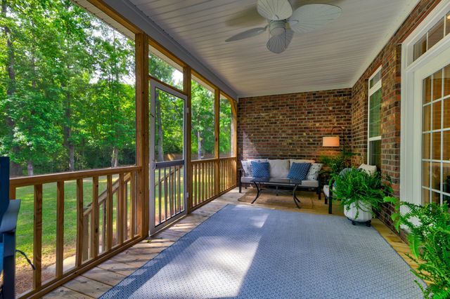 5551 Crescent View Drive, North Charleston, SC 29420