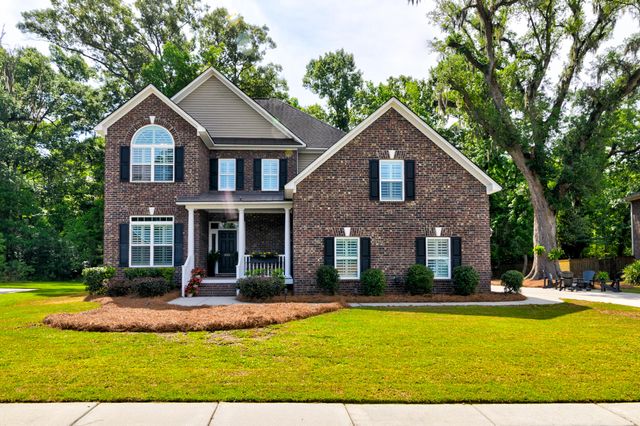 5551 Crescent View Drive, North Charleston, SC 29420