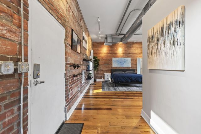 221 N Front Street, 602, Columbus, OH 43215
