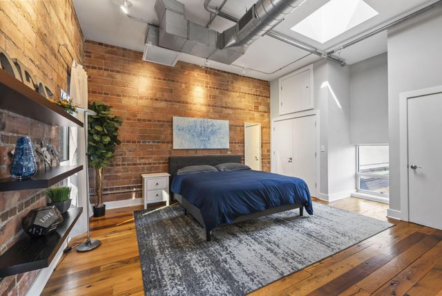 221 N Front Street, 602, Columbus, OH 43215