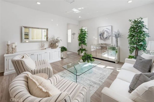 27467 Mercantile Court, Valencia, CA 91381