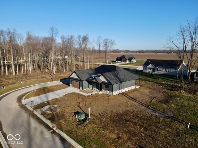 2546 Birchwood Lane, Terre Haute, IN 47803