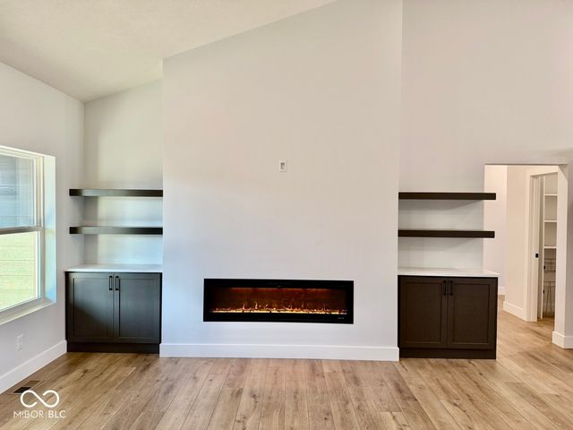 2546 Birchwood Lane, Terre Haute, IN 47803