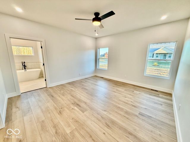 2546 Birchwood Lane, Terre Haute, IN 47803