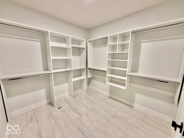 2546 Birchwood Lane, Terre Haute, IN 47803