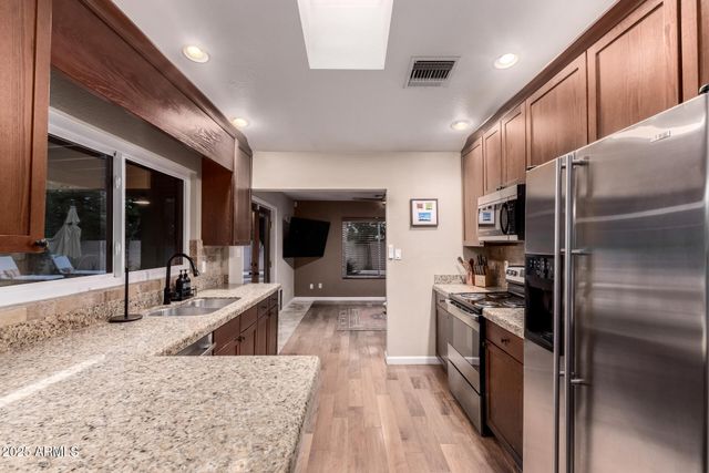6863 E Phelps Road, Scottsdale, AZ 85254