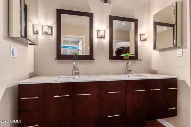 6863 E Phelps Road, Scottsdale, AZ 85254