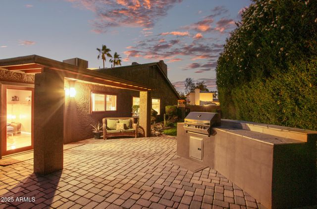 6863 E Phelps Road, Scottsdale, AZ 85254