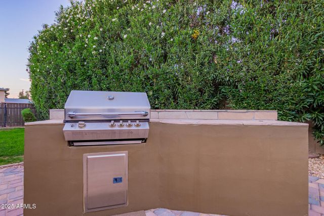 6863 E Phelps Road, Scottsdale, AZ 85254