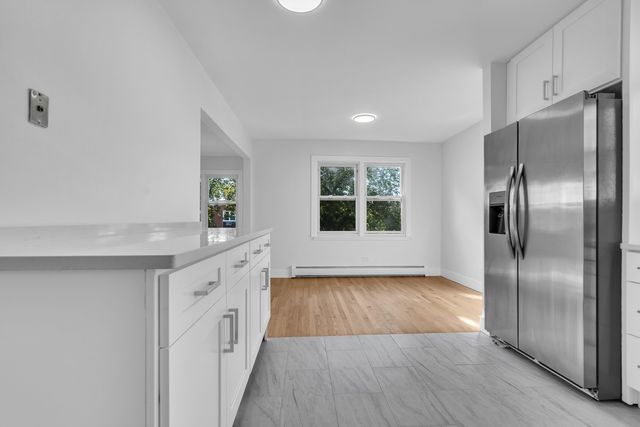 512 W Ida Court 2, Mount Prospect, IL 60056